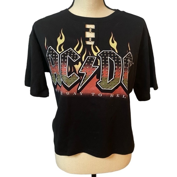 AC/DC ACDC Graphic Cropped Black Highway To Hell Tee Sz Large - Picture 1 of 10